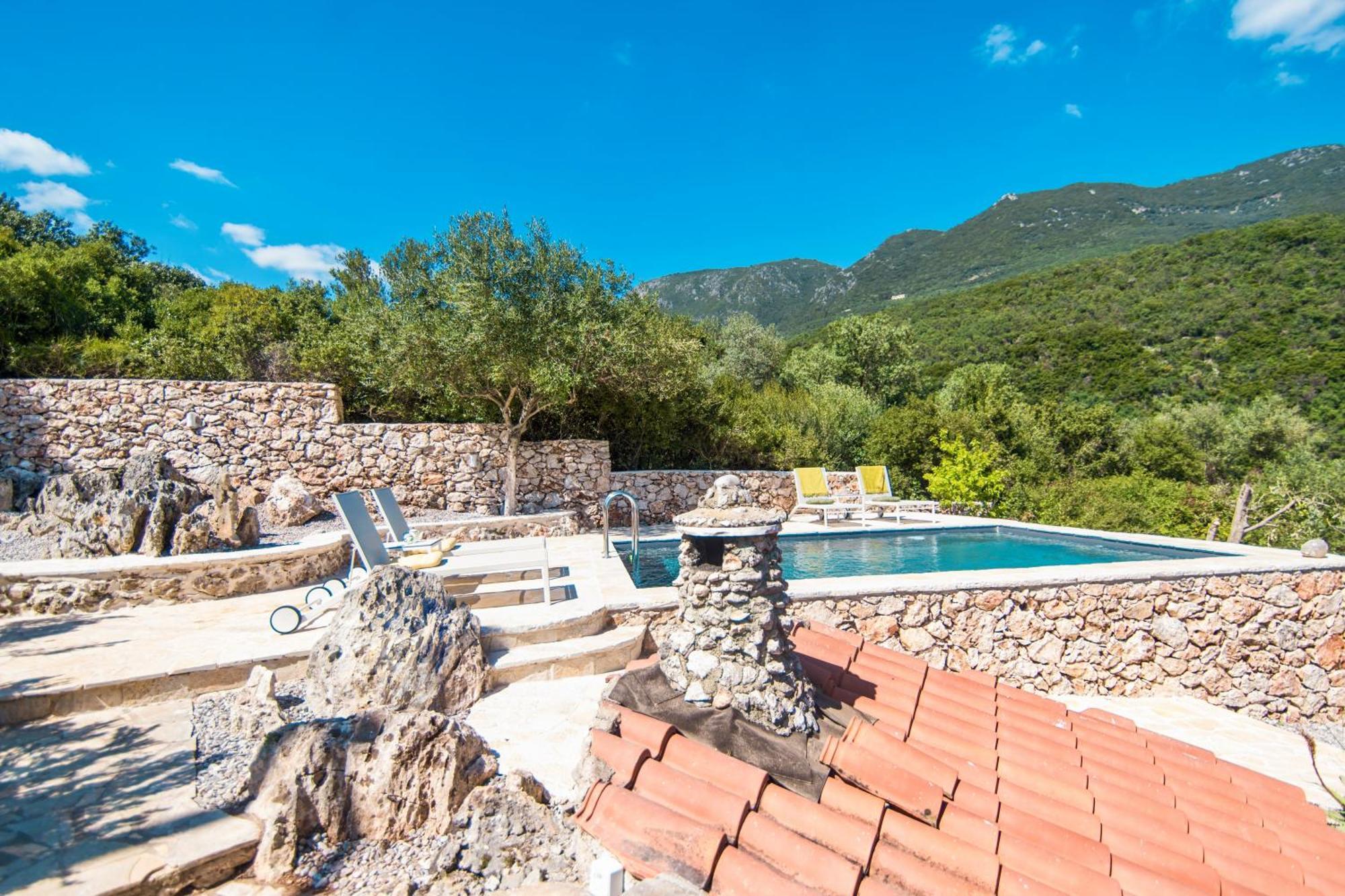 Aphrodite'S Maisonette On Corfu Island Barbati Exterior photo